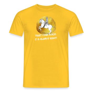 Trust your horse It is always right 2 - Men's T-Shirt - yellow - Front - AI Model Male 178 dark (178cm)