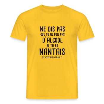 Ne dis pas que tu ne bois pas si tu es Nantais - T-shirt homme - jaune - Devant - AI Model Male 178 dark (178cm)