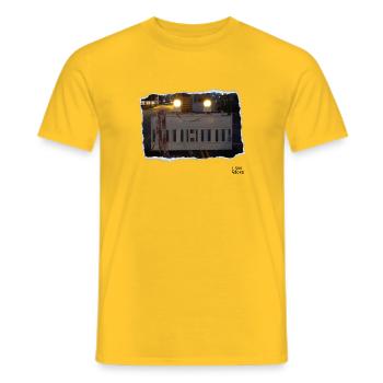 I see faces - Ich sehe Gesichter - Men's T-Shirt - yellow - Front - AI Model Male 178 dark (178cm)