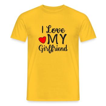 I Love My Girlfriend: Liebe zeigen - Männer T-Shirt - Gelb - Vorne - AI Model Male 178 dark (178cm)