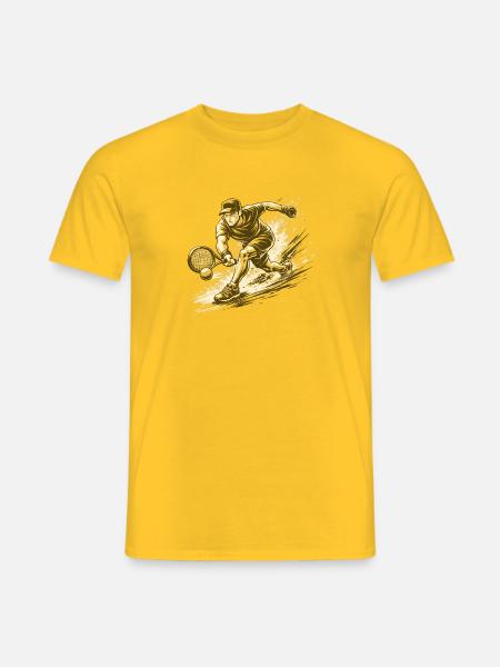 Dynamischer Tennisspieler in Schwarzweiß - Männer T-Shirt - Gelb