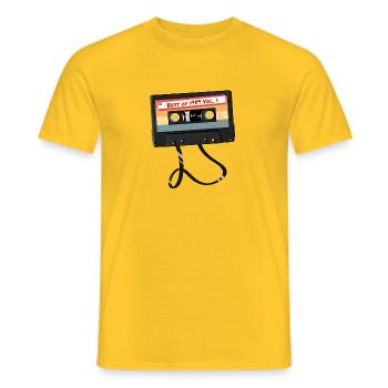 Cassette de musique vintage Année de naissance Best De 1989 - T-shirt homme - jaune - Devant - AI Model Male 178 dark (178cm)