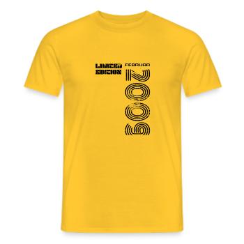 Geburtstag Februar 2009 - Männer T-Shirt - Gelb - Vorne - AI Model Male 178 dark (178cm)