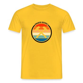 Annaberg Buchholz Symbol Design - Männer T-Shirt - Gelb - Vorne - AI Model Male 178 dark (178cm)