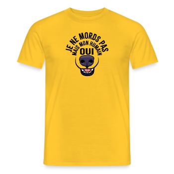 Je ne mords pas mais mon humain oui - T-shirt homme - jaune - Devant - AI Model Male 178 dark (178cm)