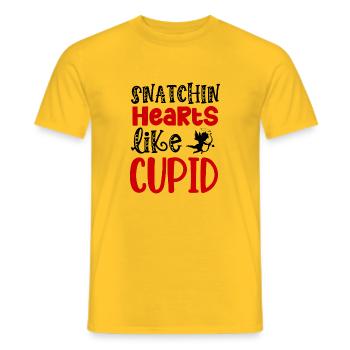 Snatchin hearts like cupid - Männer T-Shirt - Gelb - Vorne - AI Model Male 178 dark (178cm)