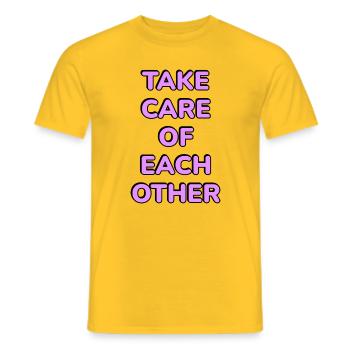 Passt aufeinander auf - Männer T-Shirt - Gelb - Vorne - AI Model Male 178 dark (178cm)