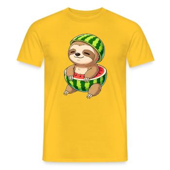 Dessin animé paresseux avec des fruits d’été de pastèque - T-shirt homme - jaune - Devant - AI Model Male 178 dark (178cm)