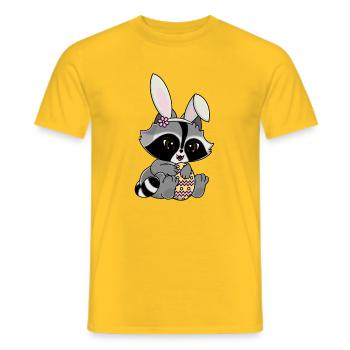 Snuggles der Waschbär im Hasenkostüm mit Osterei - Männer T-Shirt - Gelb - Vorne - AI Model Male 178 dark (178cm)