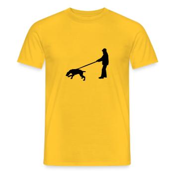 mantrailer_2_cb - Männer T-Shirt - Gelb - Vorne - AI Model Male 178 dark (178cm)