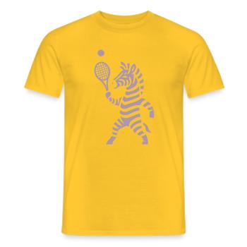 Minimalistische Zebra Tennis Spieler Silhouette  - Männer T-Shirt - Gelb - Vorne - AI Model Male 178 dark (178cm)