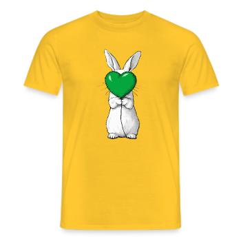Illustration mignonne de lapin tenant un cœur vert - T-shirt homme - jaune - Devant - AI Model Male 178 dark (178cm)