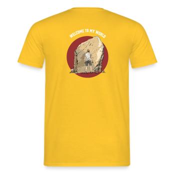 stylisches Boulder T-Shirt Junge beim felsklettern - Männer T-Shirt - Gelb - Hinten - AI Model Male 178 dark (178cm)