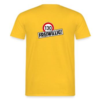 Tempo 130 FREIWILLIG! Tempolimit Aufkleber - Männer T-Shirt - Gelb - Hinten - AI Model Male 178 dark (178cm)