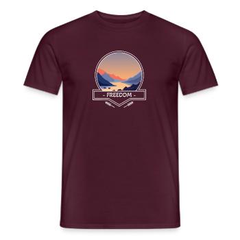 Freedom - Mountains and Water - Männer T-Shirt - Ziegelrot - Vorne - AI Model Male 178 light (178cm)