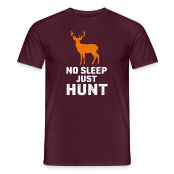 Vivez l’excitation de la chasse au cerf en forêt avec - T-shirt homme - rouge brique - Devant - AI Model Male 178 light (178cm)