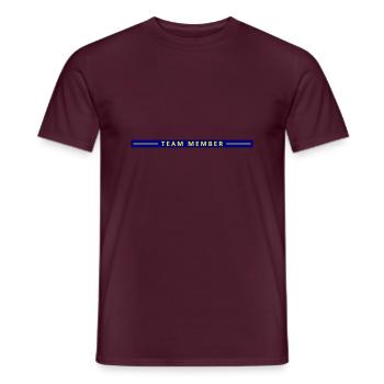 Team Mitglied Linie - Männer T-Shirt - Ziegelrot - Vorne - AI Model Male 178 light (178cm)