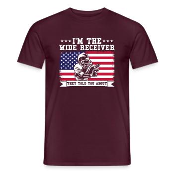 Jeu de football Joueur de football américain - T-shirt homme - rouge brique - Devant - AI Model Male 178 light (178cm)