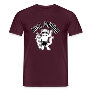 Surfing Cat - "Just Chilling" Design - Men's T-Shirt - brick red - Front - AI Model Male 178 light (178cm)