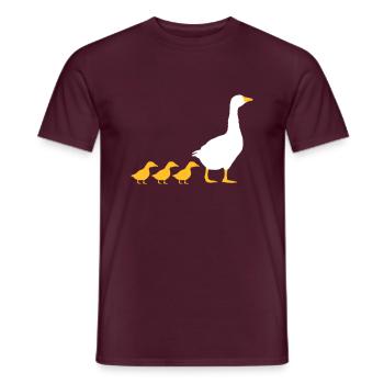 Family geese design - Men's T-Shirt - brick red - Front - AI Model Male 178 light (178cm)