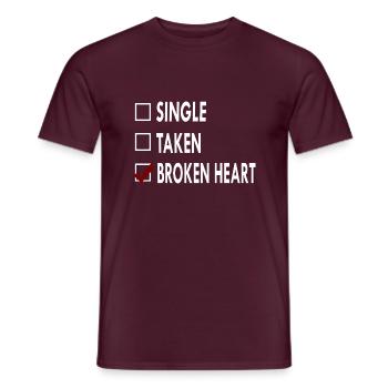 SINGLE BROKEN HEART - T-shirt homme - rouge brique - Devant - AI Model Male 178 light (178cm)