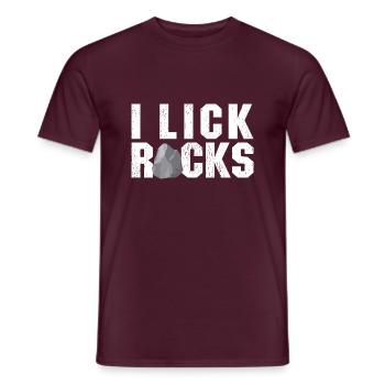 Je lèche les roches - Géode Hunter Geology - T-shirt homme - rouge brique - Devant - AI Model Male 178 light (178cm)