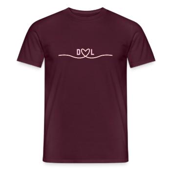 Liebe von D&L - Männer T-Shirt - Ziegelrot - Vorne - AI Model Male 178 light (178cm)