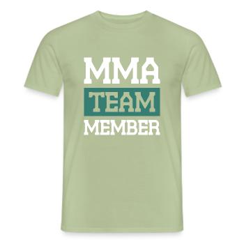 Mma Team - Männer T-Shirt - Sage - Vorne - AI Model Male 178 light (178cm)