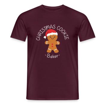 Christmas Cookie Baker - Männer T-Shirt - Ziegelrot - Vorne - AI Model Male 178 light (178cm)