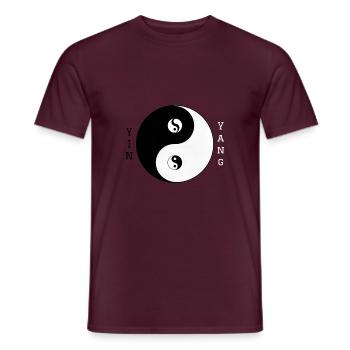 Yin und Yang - Männer T-Shirt - Ziegelrot - Vorne - AI Model Male 178 light (178cm)