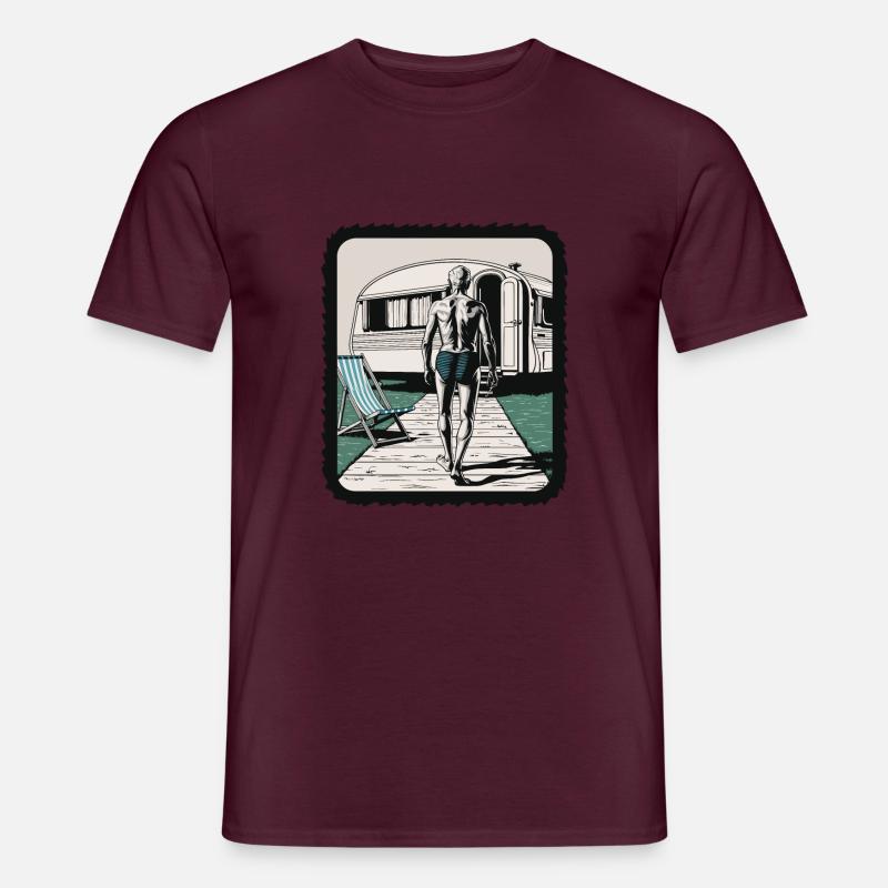 Rentner im Urlaub - Männer T-Shirt - Ziegelrot