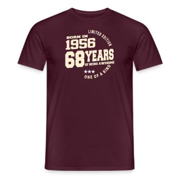 1956 Vintage Born Vintage Geburtstagsgeschenk - Männer T-Shirt - Ziegelrot - Vorne - AI Model Male 178 light (178cm)