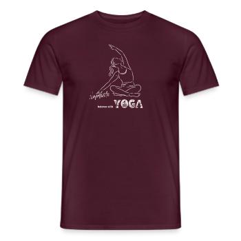 YOGA, Frau Silhouette, Namaste Schrift - Männer T-Shirt - Ziegelrot - Vorne - AI Model Male 178 light (178cm)