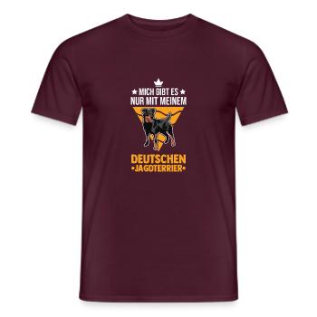 Mich gibt es nur mit meinem Deutschen Jagdterrier - Männer T-Shirt - Ziegelrot - Vorne - AI Model Male 178 light (178cm)