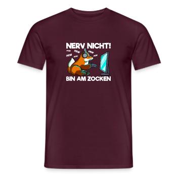 Nerv nicht bin am Zocken Gaming Fuchs - Männer T-Shirt - Ziegelrot - Vorne - AI Model Male 178 light (178cm)
