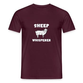 Sheep whisperer - Männer T-Shirt - Ziegelrot - Vorne - AI Model Male 178 light (178cm)