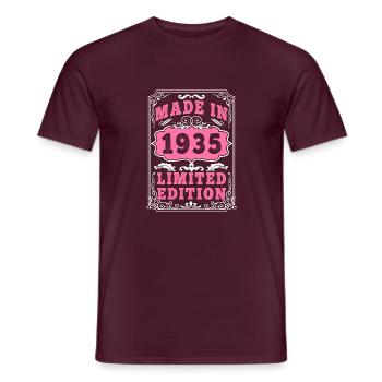 Vintage Born in 1935 made in 1935 90 years old. Art_20 - Men's T-Shirt - brick red - Front - AI Model Male 178 light (178cm)