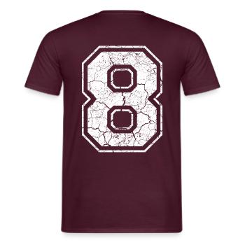 8_eight_acht_white_weiss (it) - T-shirt uomo - mattone - Retro - AI Model Male 178 light (178cm)