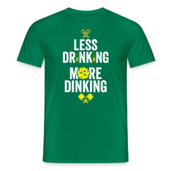 Less Drinking More Dinking Pickleball Padel Shirt - Männer T-Shirt - Kelly Green - Vorne - AI Model Male 178 dark (178cm)