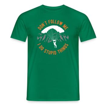 Lustiger Fallschirmspringer-Spruch Skydiver - Männer T-Shirt - Kelly Green - Vorne - AI Model Male 178 dark (178cm)
