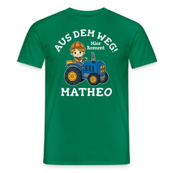 Matheo Vorname Traktor - Männer T-Shirt - Kelly Green - Vorne - AI Model Male 178 dark (178cm)