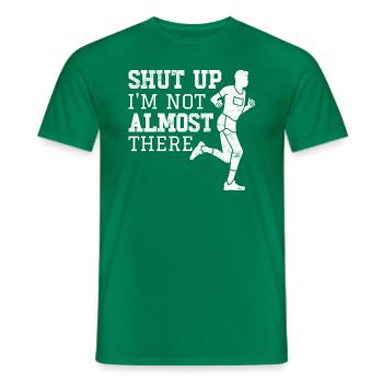 Läufer Marathon Halbmarathon - Marathontraining - Männer T-Shirt - Kelly Green - Vorne - AI Model Male 178 dark (178cm)