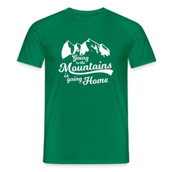 Adventure Travel Hiking Mountain - Männer T-Shirt - Kelly Green - Vorne - AI Model Male 178 dark (178cm)