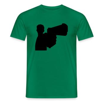 Mann mit Waffe - Männer T-Shirt - Kelly Green - Vorne - AI Model Male 178 dark (178cm)