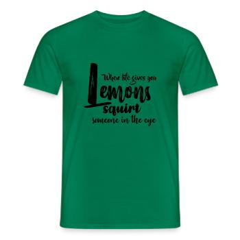 FUN Quote - Lemon Squirt - pos - Männer T-Shirt - Kelly Green - Vorne - AI Model Male 178 dark (178cm)