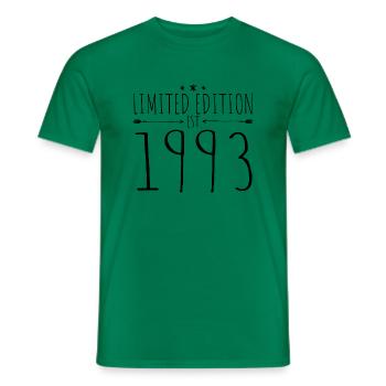 LE est 1993 - Männer T-Shirt - Kelly Green - Vorne - AI Model Male 178 dark (178cm)