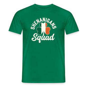 Shenanigans Squad Shamrock - Männer T-Shirt - Kelly Green - Vorne - AI Model Male 178 dark (178cm)