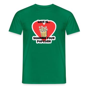 Love is... sharing your popcorn - Männer T-Shirt - Kelly Green - Vorne - AI Model Male 178 dark (178cm)