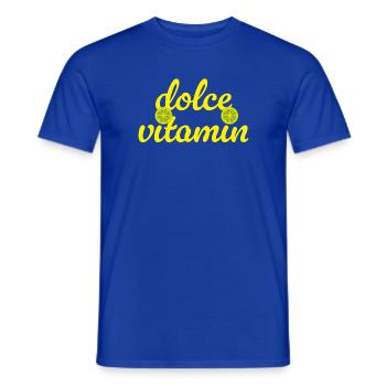 Dolce Vita Vitamin C Limette cool Quotes Sommer  - Männer T-Shirt - Dunkelblau - Vorne - AI Model Male 178 light (178cm)