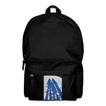 Winterschatten im Duo auf Schnee - Rucksack - Schwarz - Vorne